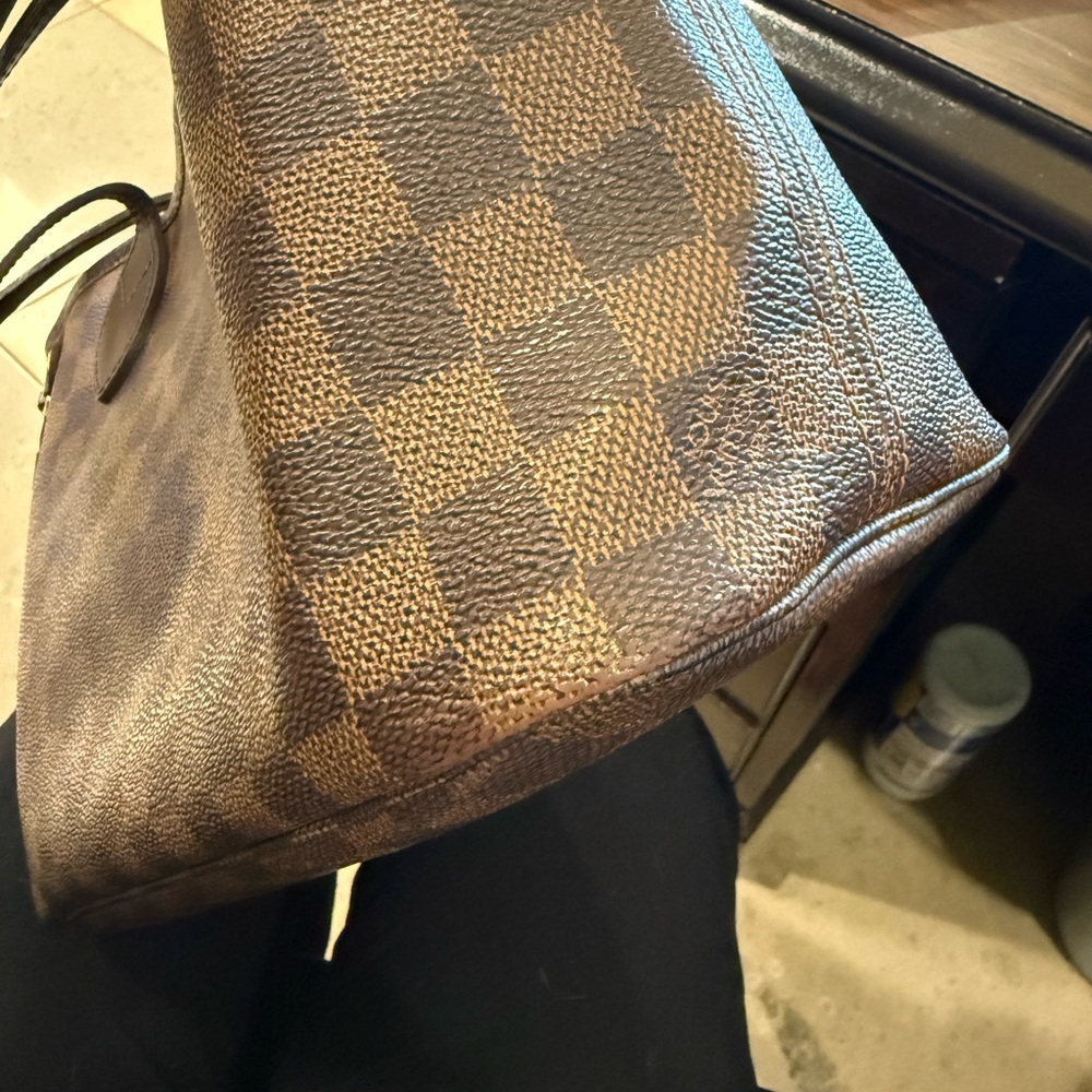 Louis Vuitton Neverfull PM Bag - Picture 8 of 16